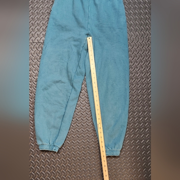 Aritzia TNA Extra Fleece Mega Sweatpant - Picture 11 of 12